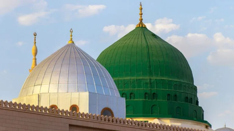 Salle Ala Sayyedna, Salle Ala Sayyedna, Salle Ala Muhammadin Naat Lyric